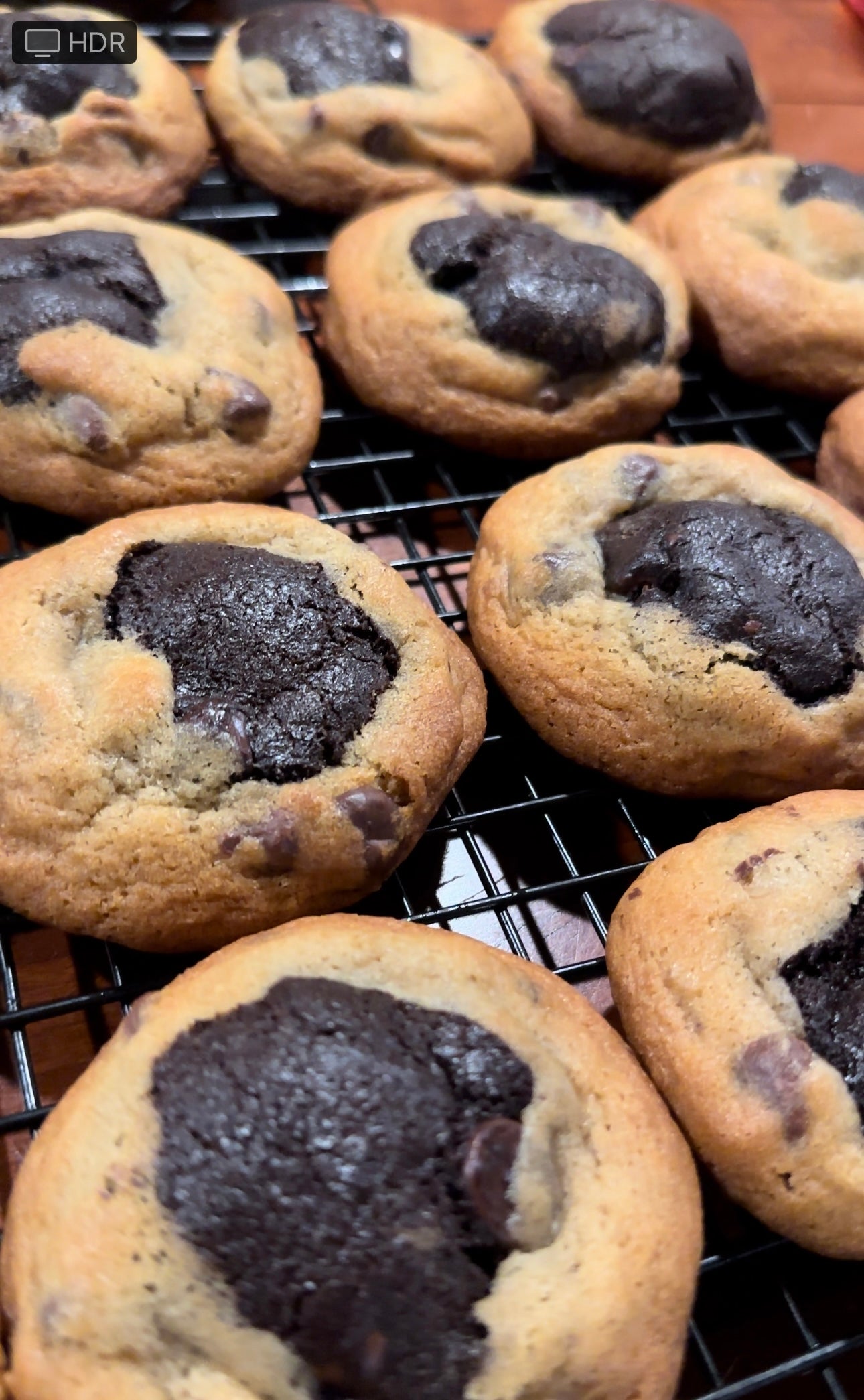 Box of 6 (Chocolate Chip Brownie Cookie)