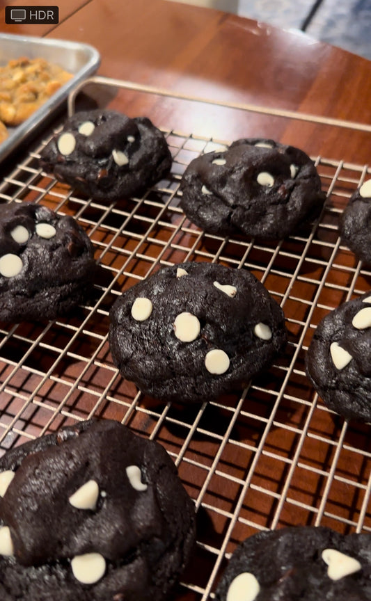 Box of 6 (Black & White Cookie)